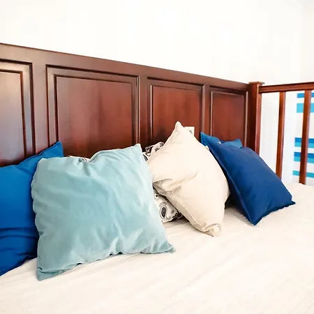 Indigo With Free Parking Apartment *
