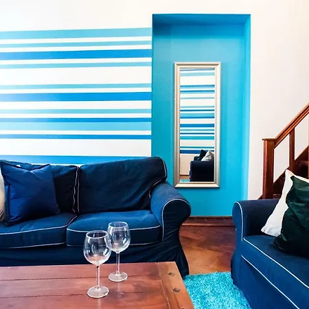 Indigo With Free Parking *